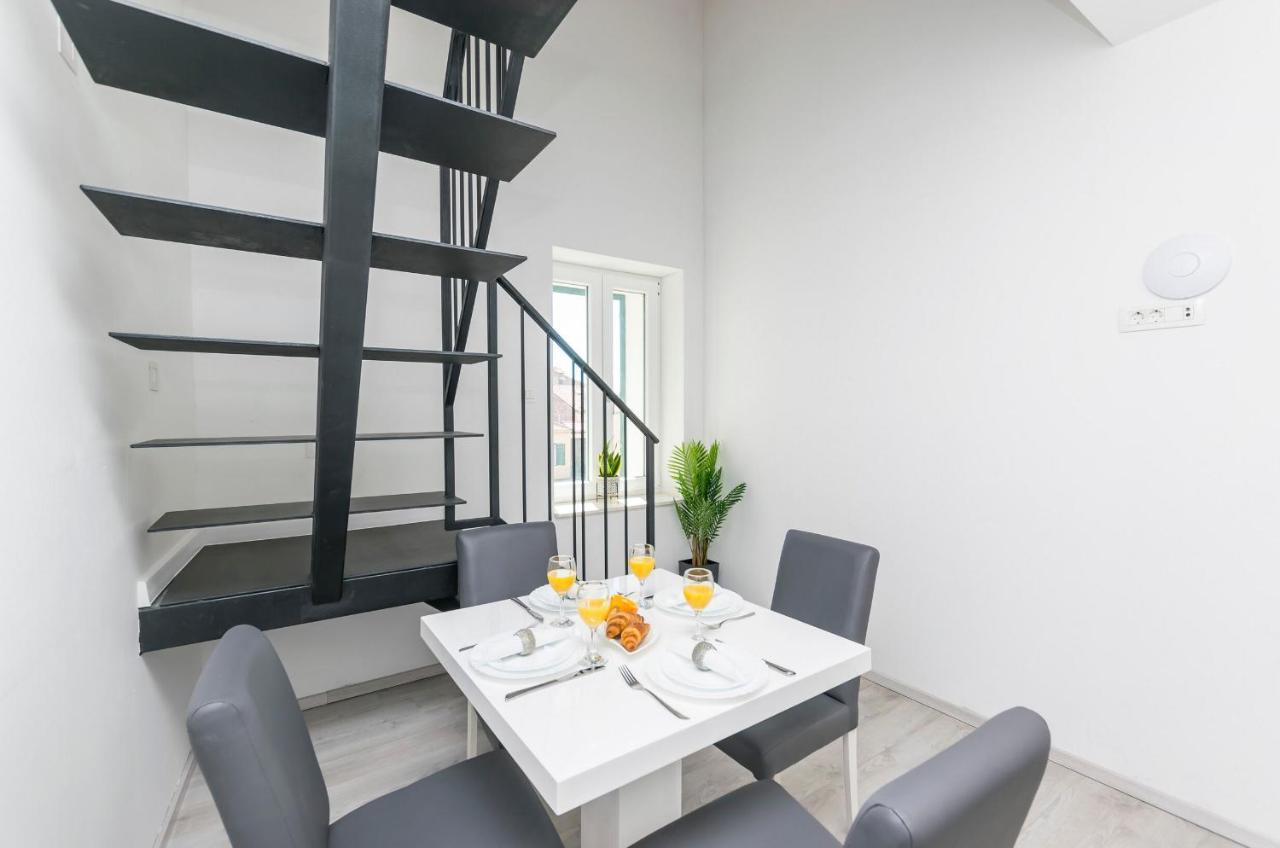 Apartments And Rooms Adriatic Suites Šibenik Kültér fotó