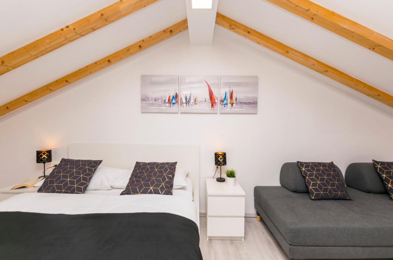 Apartments And Rooms Adriatic Suites Šibenik Kültér fotó