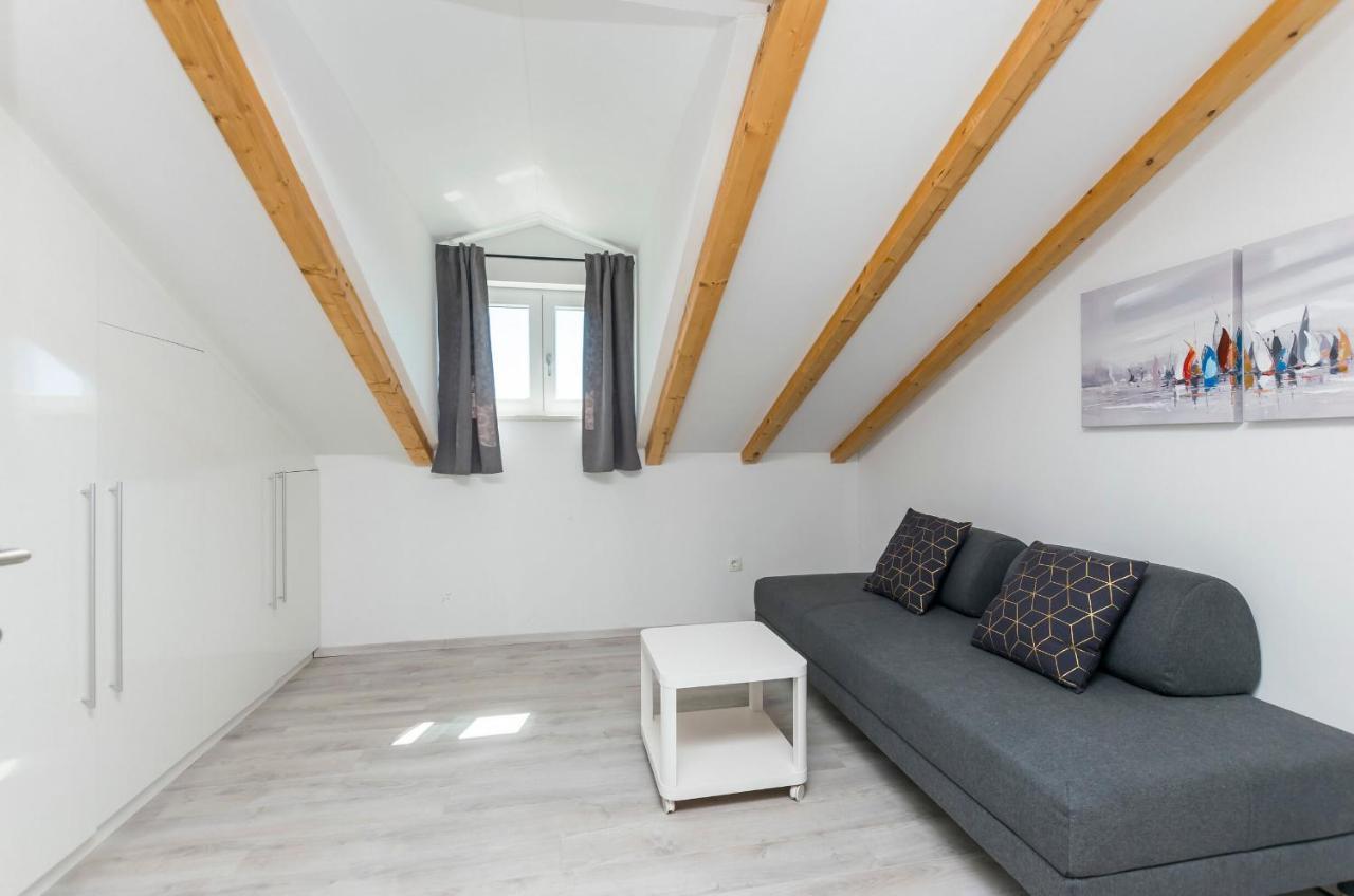Apartments And Rooms Adriatic Suites Šibenik Kültér fotó